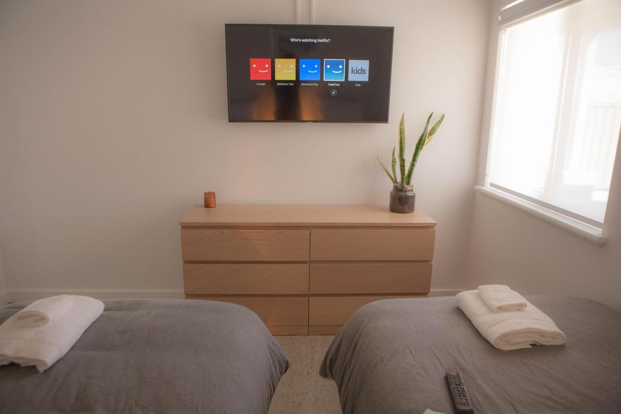 Fortytwo - Oceanside Retreat Busselton Bagian luar foto