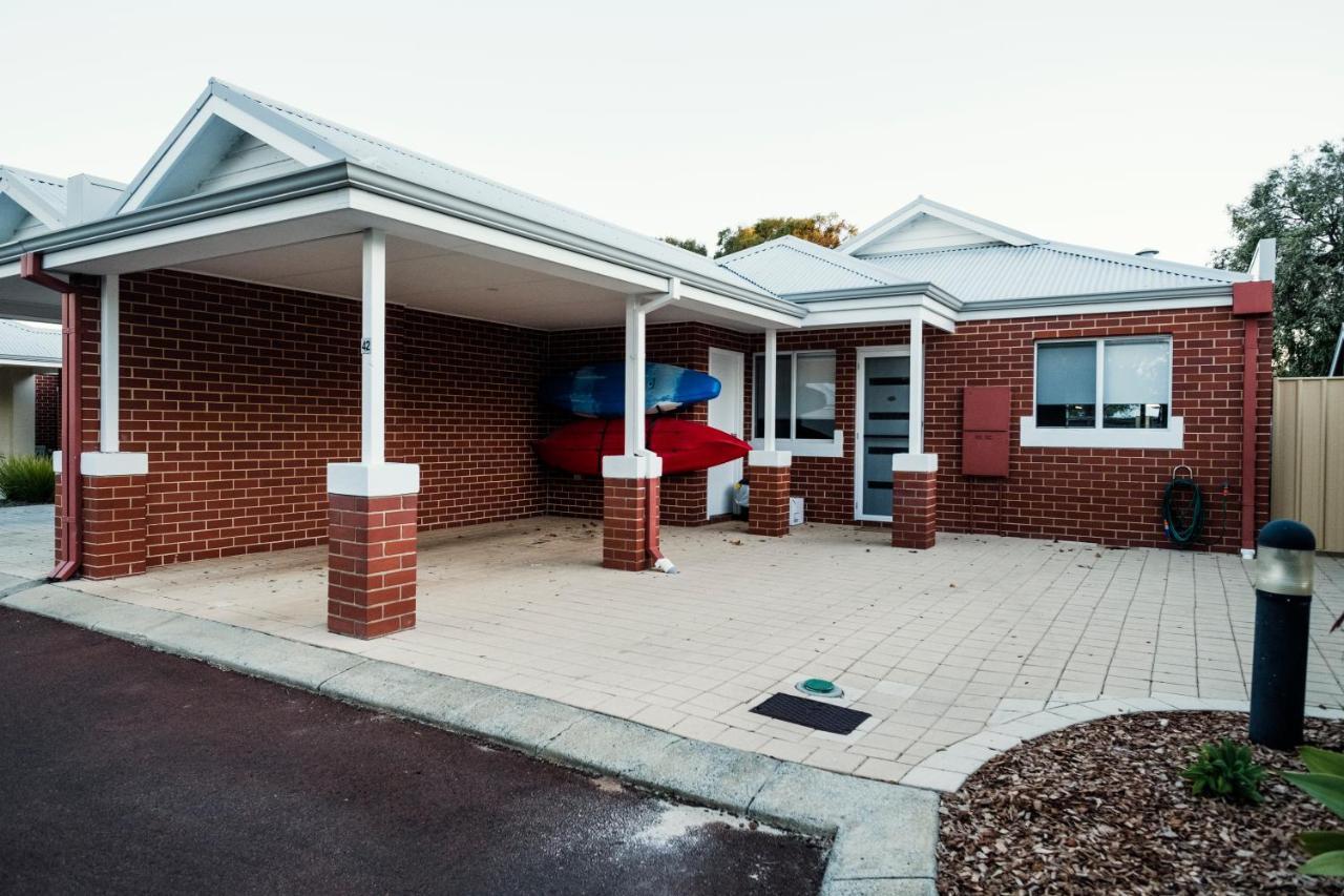 Fortytwo - Oceanside Retreat Busselton Bagian luar foto